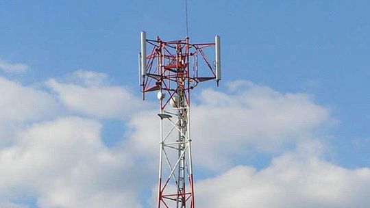 Lublin: Nie będzie masztu telefonii w dzielnicy domków. Play się nie odwołał