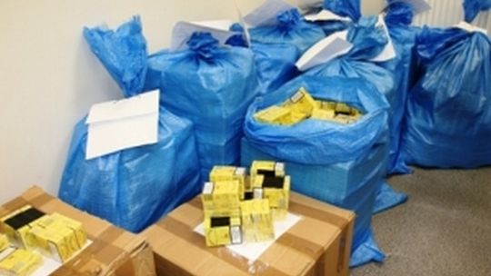 Lublin: Obywatel Armenii wpadł z nielegalnymi papierosami i spirytusem