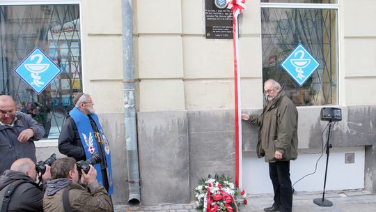 Lublin: Odsłonięto tablicę pamiątkową poświęconą wybitnej pilotce
