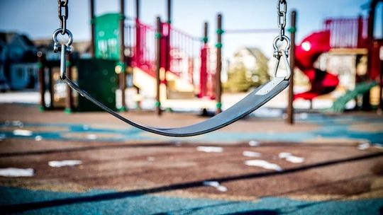 Lublin: Oficjalnie otwierają place zabaw i plenerowe siłownie