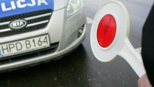 Lublin: Pijany kierowca uciekał policji seicento bez koła