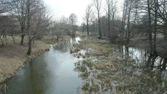 Lublin. Plaża, kładka. Tak Ratusz widzi dolinę Bystrzycy