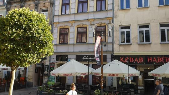 Lublin. Po 60 latach wyprowadził się z kamienicy na deptaku. Wykurzył go klub nocny