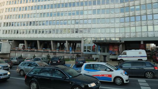 Lublin: Po paszport pójdziemy w nowych godzinach. Potem przeniosą także biuro