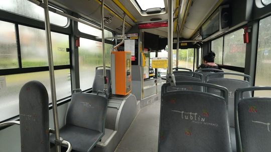 Lublin: Pocztowcy proszą o autobus, który dowiezie ich do pracy