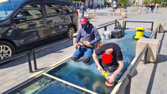 Lublin. Polerują okno czasu. Będzie widać, co odkryli archeolodzy