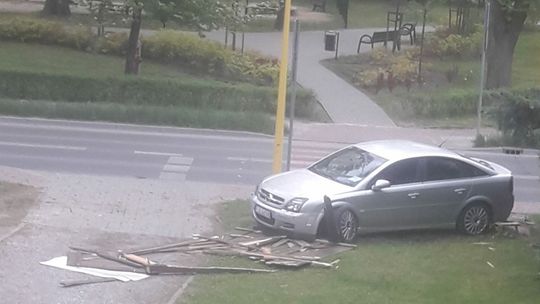 Lublin. Policja szuka kierowcy, który uciekł z miejsca kolizji
