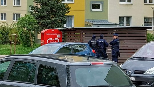 Lublin. Policyjna obława na osiedlu Błonie. Zaczęło się od telefonu kobiety