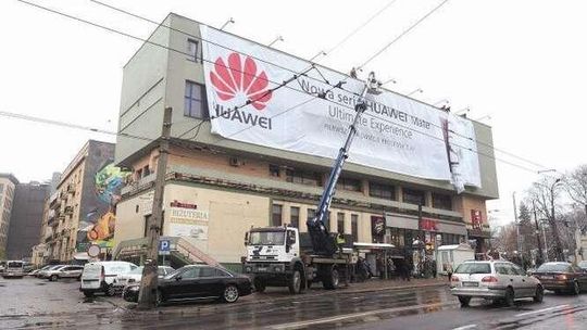 Lublin: Poszło o dużą reklamę na Astorii. Dlaczego miejska spółka nie chce ujawnić umowy?