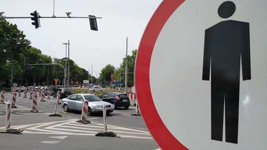 Lublin. Poważne utrudnienia na rondzie Honorowych Krwiodawców. Tworzy się korek