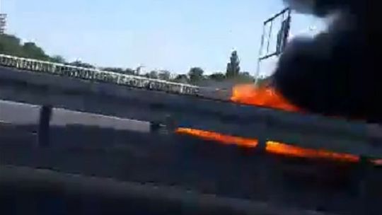 Lublin: Pożar samochodu na ul. Poniatowskiego [wideo]