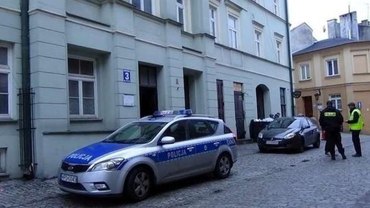 Lublin: Pożar w kamienicy przy ul. Noworybnej. Jedna ofiara, spłonęło całe mieszkanie