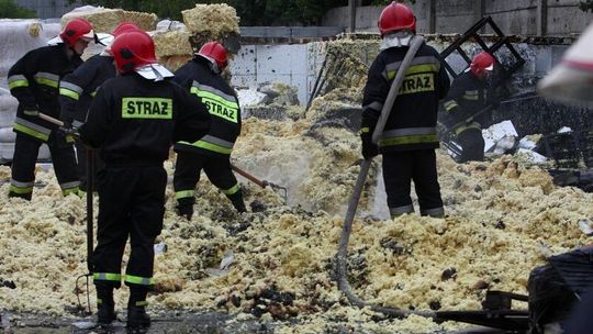 Lublin: Pożar w składzie budowlanym przy ul. Turystycznej (zdjęcia)