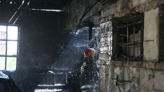 Lublin: Pożar warsztatu samochodowego na Dziesiątej