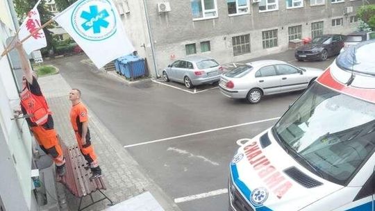 Lublin: Protest ratowników medycznych. Chcą zarabiać jak pielęgniarki