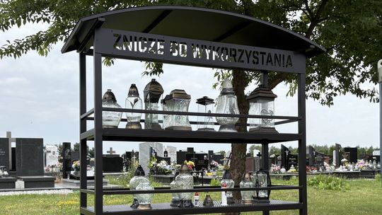 Lublin przed 1 listopada: mniej plastiku, więcej pamięci. Miasto apeluje o ekologiczne dekoracje grobów