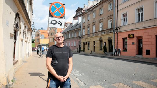 Lublin: Przedsiębiorcy  kontra zakaz parkowania. "Pozbawiono nas możliwości legalnego funkcjonowania"