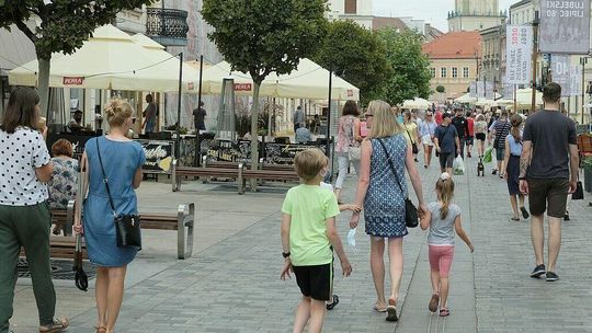 Lublin. Radni odłożyli decyzję w sprawie godzin otwarcia lokali na deptaku