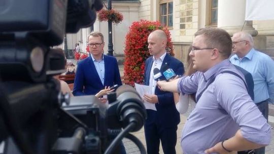 Lublin: Radni pytają wojewodę o przyjętych uchodźców