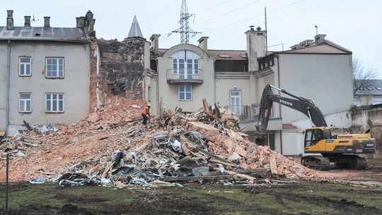 Lublin: Rozbierają budynki. W tym miejscu może stanąć hotel