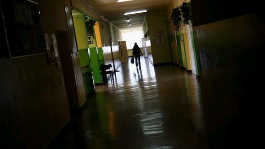 Lublin: Sprawa gwałtu w szkole na 12-latce umorzona