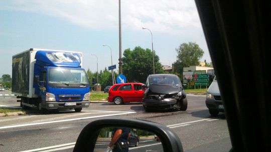 Lublin: Stłuczka i utrudnienia drogowe na al. Warszawskiej