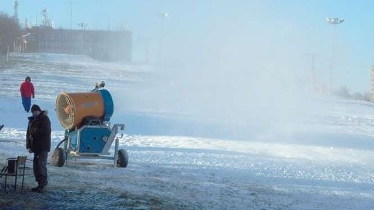  Lublin: Stok na Globusie czynny od soboty. Trwa naśnieżanie