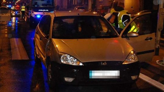 Lublin: Szedł chodnikiem, nagle wtargnął na jezdnię. 32-latek nie żyje