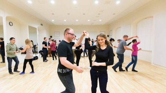 Lublin tańczy: Ćwicz kroki przed sylwestrem