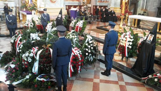 Lublin: Trwają uroczystości pogrzebowe funkcjonariuszy zabitych w Tunezji
