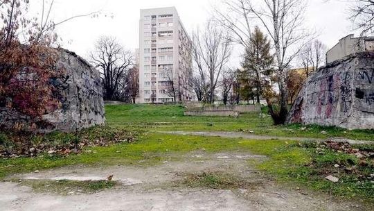 Lublin: Tu, gdzie stał Bierut, może stać biurowiec. Plac Singera idzie pod młotek