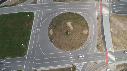 Lublin: Tutaj dochodzi do zbyt wielu stłuczek. Będzie nowe oznakowanie przed rondem
