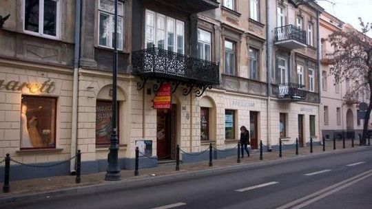 Lublin: Usunęli słupki z chodnika przy ul. Narutowicza