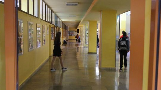 Lublin. W jednej szkole wolne miejsca. Aby dostać się do sąsiedniej, rodzice przemeldowują dzieci