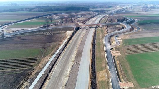 Lublin-Warszawa. Kiedy będzie gotowa pozostała część drogi S17? [zdjęcia z drona]