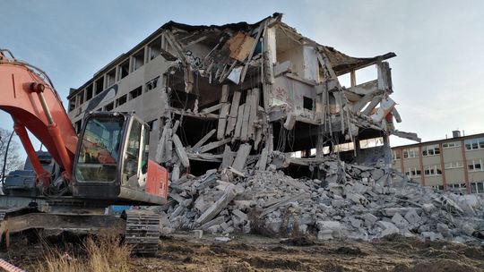 Lublin: Wielka rozbiórka pod nowe osiedle. Kiedyś działał tu skatepark [zdjęcia]