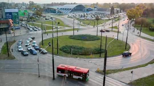 Lublin: Wielkie zmiany na rondzie koło Gali. Utrudnienia dla kierowców, pieszych i pasażerów komunikacji miejskiej