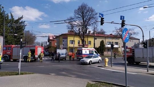 Lublin: Wypadek z udziałem karetki pogotowia. Jechała na sygnałach i przewoziła pacjenta