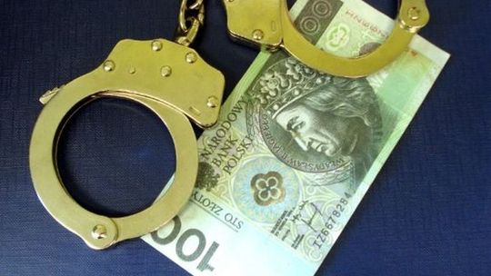 Lublin: Z puszki w kościele na Czubach znikały pieniądze. Policjanci przejrzeli zapis monitoringu