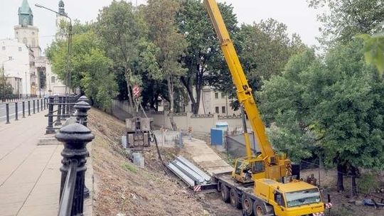 Lublin: Zabezpieczają drogowy zabytek