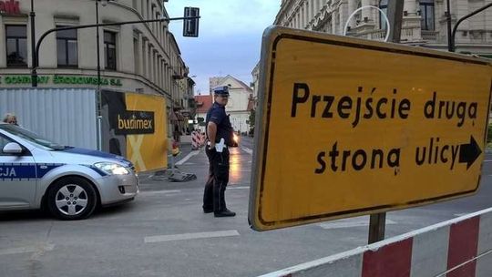 Lublin: Zamknięte przejście w centrum, policja czai się na łamiących przepisy