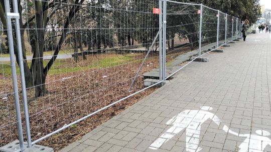 Lublin: Zamykają park Ludowy. Nie wejdziemy do niego przez 1,5 roku [zdjęcia]