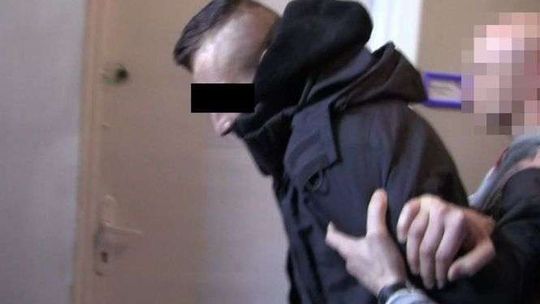 Lublin: Zaparkowała pod supermarketem. Nagle pojawił się ten mężczyzna [wideo]