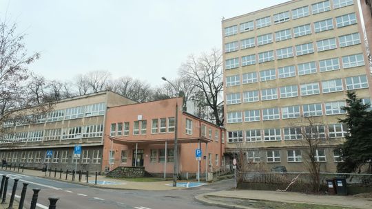 Lublin: Zaraz wjadą buldożery i wyburzą starą siedzibę urzędników