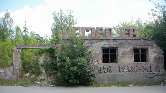 Lublin: Zniknie "game over", zobaczymy budowę. Co powstanie w miejscu dawnej łaźni?