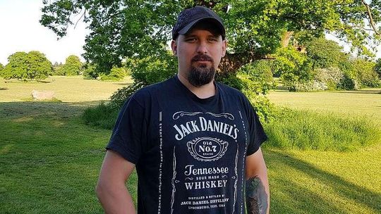 Lublinianin uratował 5-osobową rodzinę z płonącego domu. Napisał o nim The Sun