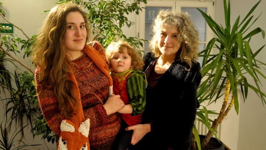 Lublinianka dzierga liski: szale, które są alternatywą dla futrzanych dodatków