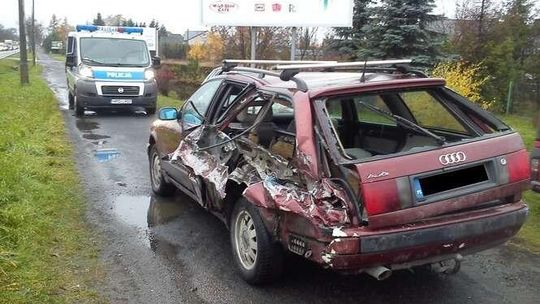 Łucka. Trzy samochody zderzyły się na drodze nr 19 (wideo)