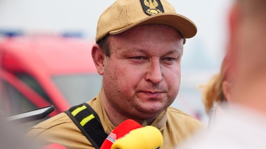 Ludzie płaczą, strażacy się przewracają. Pożar i strach w Puszczy Solskiej