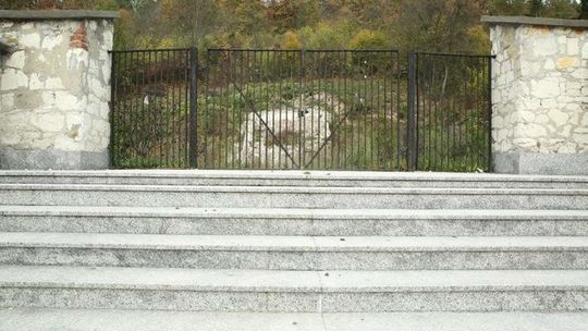 Ludzkie szczątki z budowy szkoły w Kazimierzu? Prokuratura bada sprawę